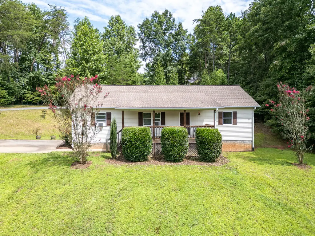 90 Copper Hill Church Ln, Warne, NC 28909 - #1