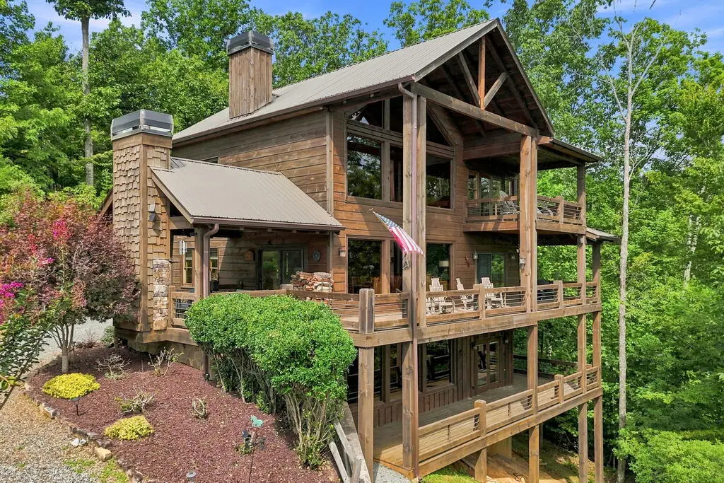 476 Deer Crest Road, Blue Ridge, GA 30513 - #1