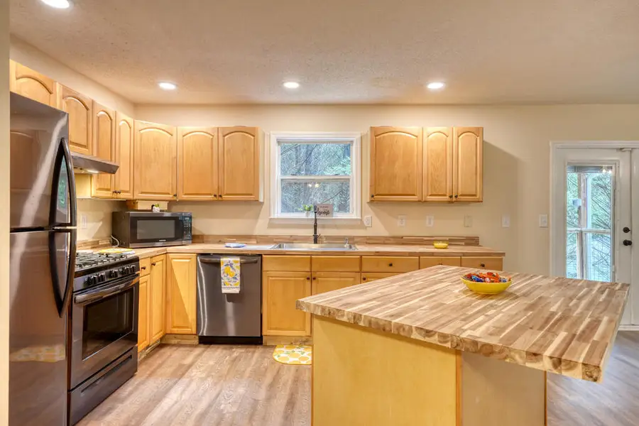 553 Grayce Lane, Hiawassee, GA 30546 - #2