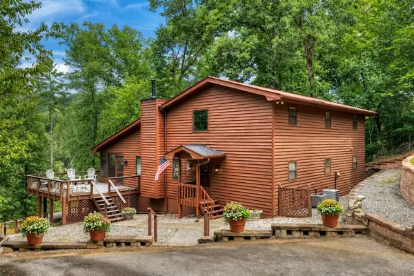 400 Matrix Circle, Ellijay, GA 30540