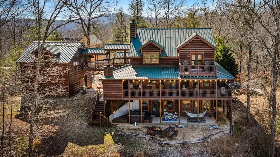 31 Hope Drive, Blue Ridge, GA 30513 - #2