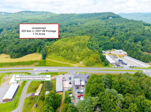 10 Clyde Curtis Drive, Hayesville, NC 28904