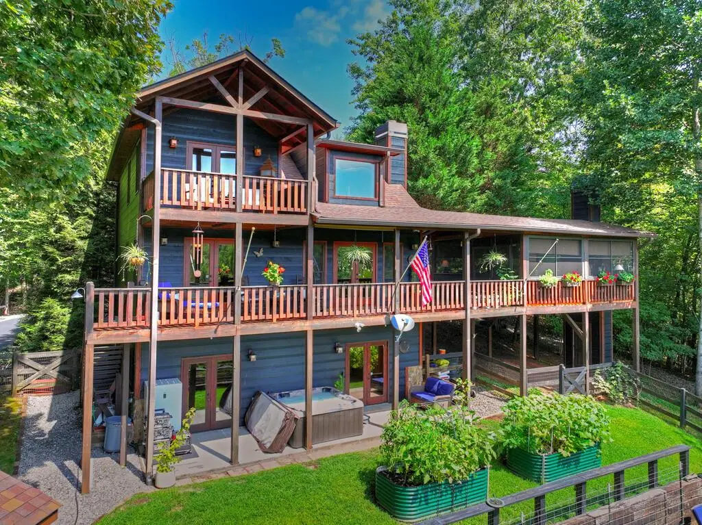 104 Gibbs Trail, Mineral Bluff, GA 30559 - #1