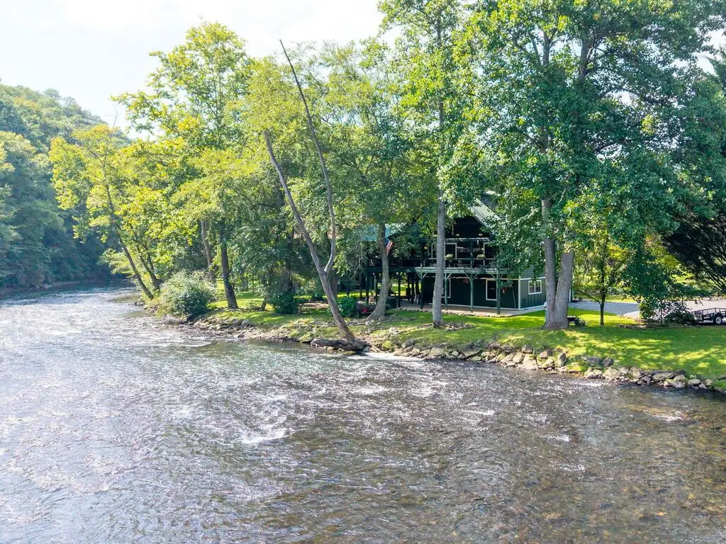322 Theron Mccray Road, Hayesville, NC 28904 - #1