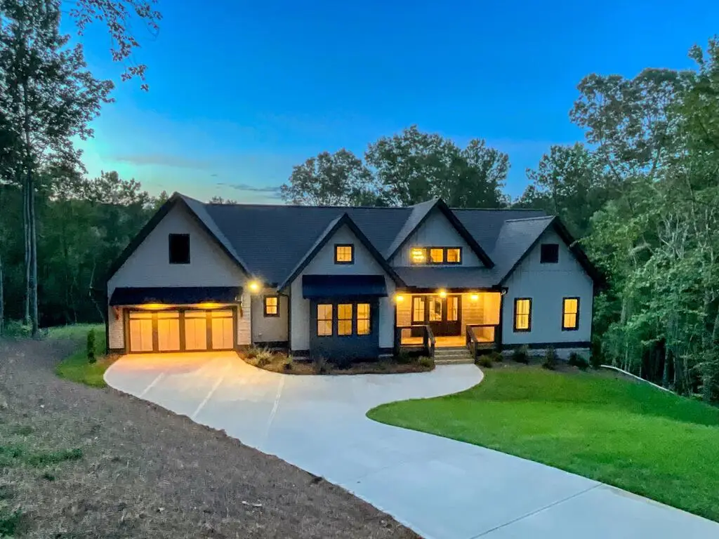 302 Lower Creek Trail, Ellijay, GA 30540 - #1