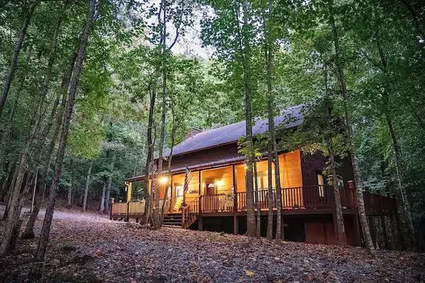 32 Bear Court, Ellijay, GA 30540
