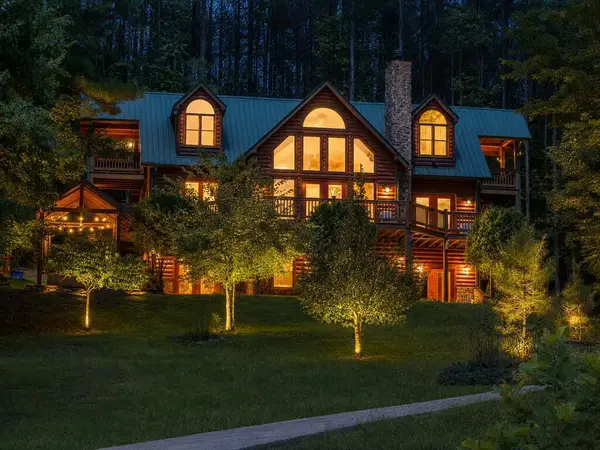 270 Black Bear Ridge Road, Ellijay, GA 30536