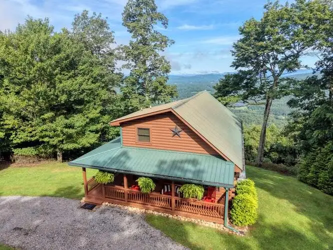 81 Grant Drive, Brasstown, NC 28902 - #1