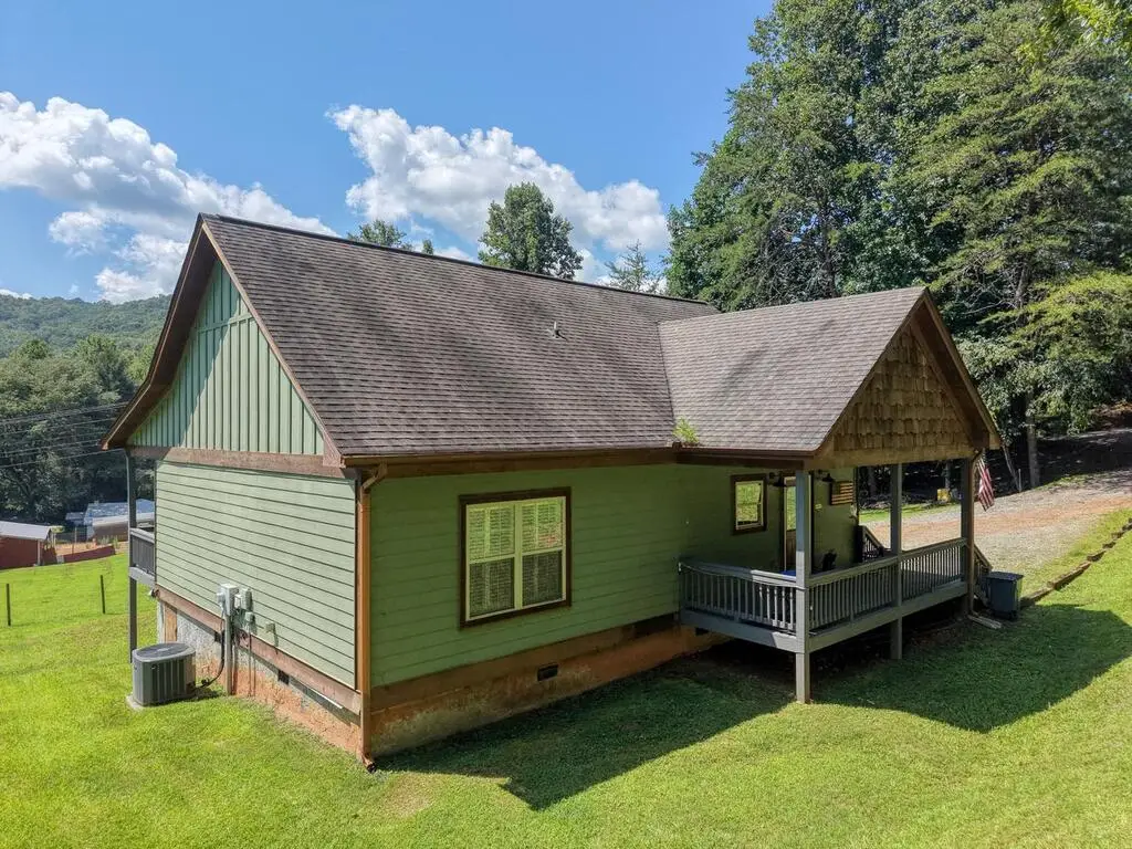 1100 Rova Way, Hiawassee, GA 30546 - #1