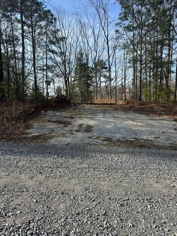 208 Lake Forest Drive, Ellijay, GA 30540