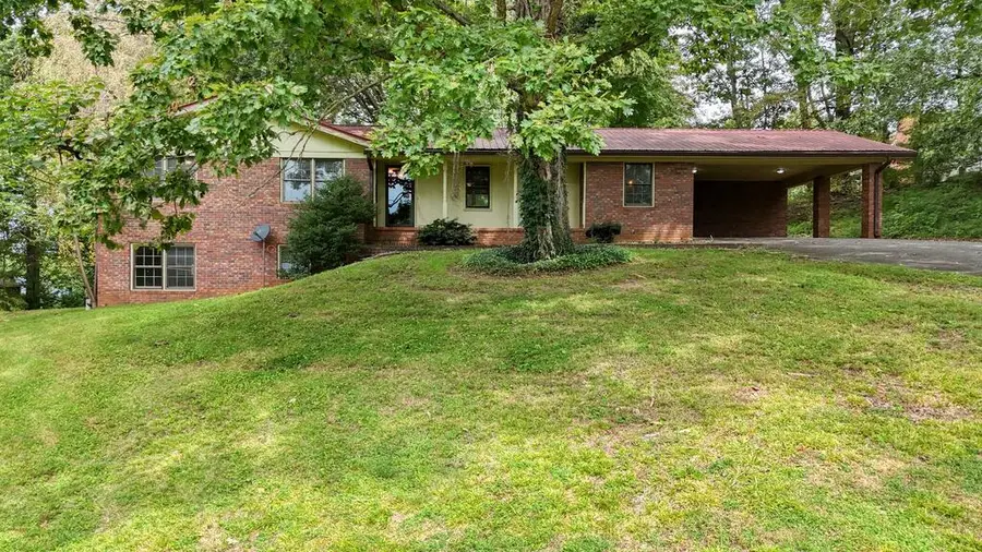 737 Bell Creek Road, Hiawassee, GA 30546 - #2