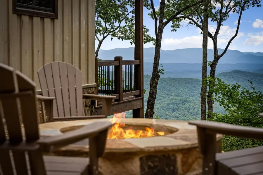 380 Utana Bluffs Trail, Ellijay, GA 30540 - #2