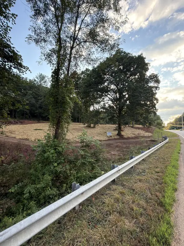 2342 Us Hwy 76 W, Hiawassee, GA 30546