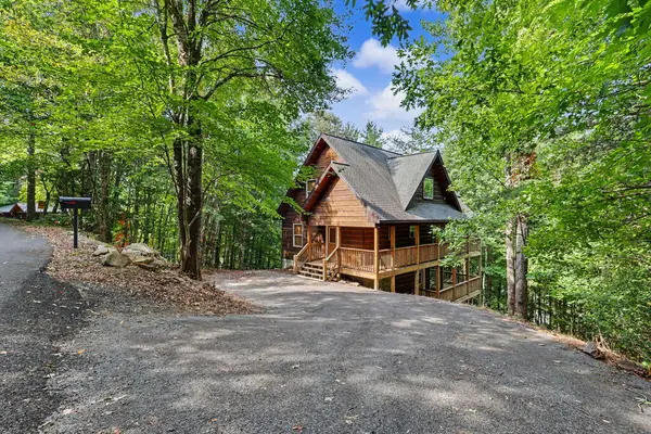 482 High Street, Young Harris, GA 30582