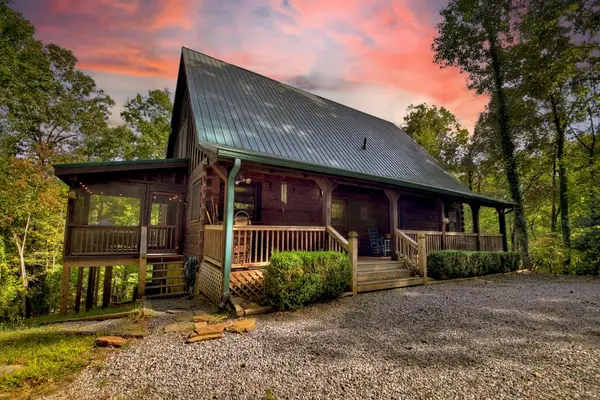 210 Indian Lake Road, Mineral Bluff, GA 30559