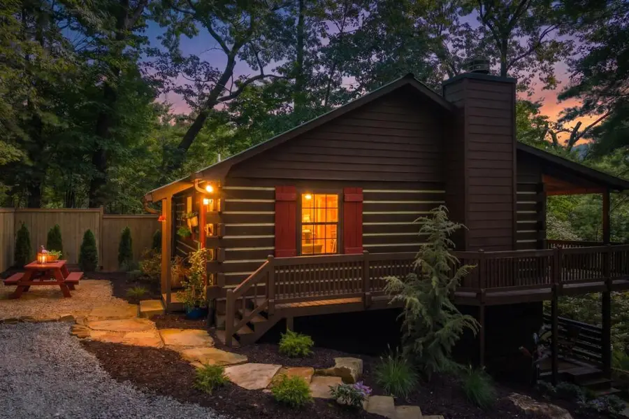 392 Cascades Lane, Blue Ridge, GA 30513 - #2