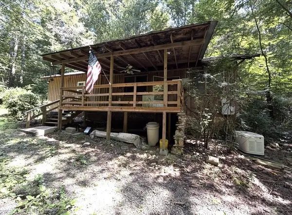 202 Standing Rock Lane, Ellijay, GA 30540