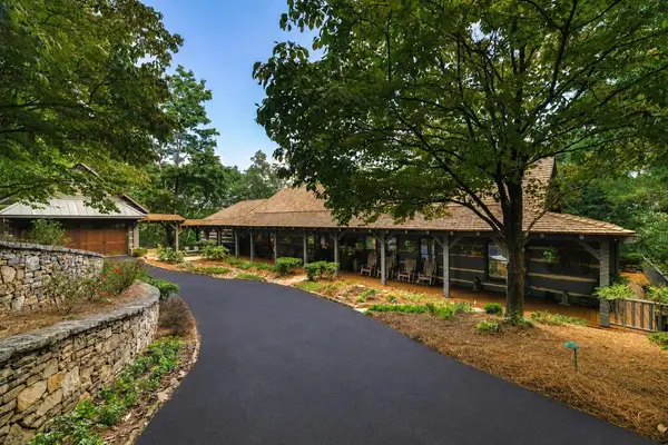 1414 Mcelroy Mountain Drive, Big Canoe, GA 30143