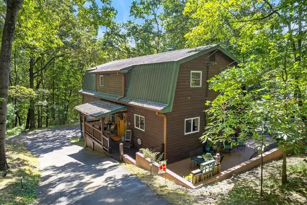 158 Beaver Lake Drive, Ellijay, GA 30540