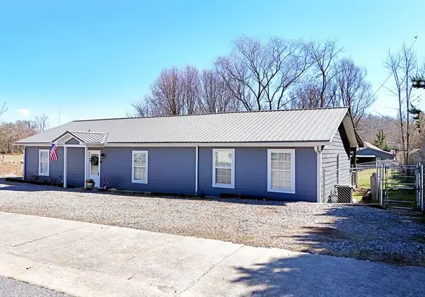 91 Hickory Street, Hayesville, NC 28904