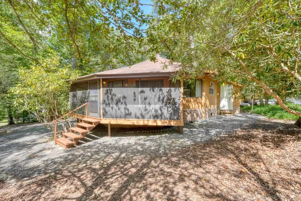 694 Ruby Lake Drive, Hiawassee, GA 30546 - #1