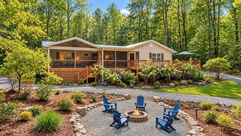 286 Walnut Lane, Blue Ridge, GA 30513 - #1