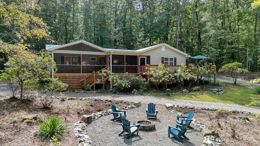 286 Walnut Lane, Blue Ridge, GA 30513 - #2