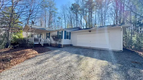 213 Rocky Circle, Blairsville, GA 30512