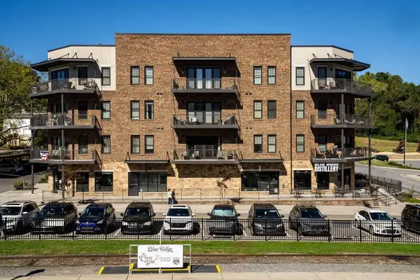 116 W Main St #3e, Blue Ridge, GA 30513