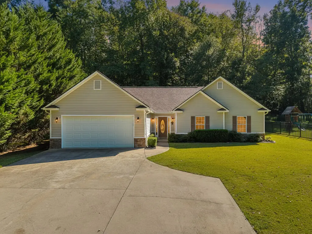 52 Blakes Lane, Talking Rock, GA 30175 - #1