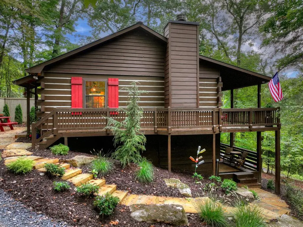 392 Cascades Lane, Blue Ridge, GA 30513 - #1