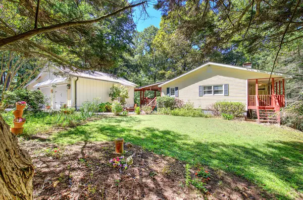 2108 Blackberry Mountain Road, Ellijay, GA 30536