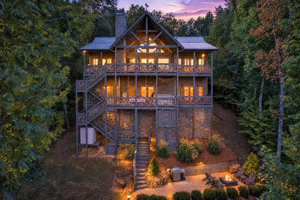 559 Overlook Trail, Blue Ridge, GA 30513 - #1