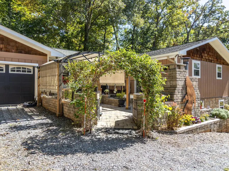 731 Walker Point Road, Hayesville, NC 28904 - #2