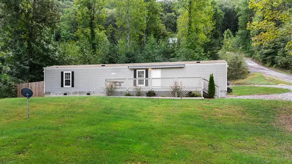 85 Wounded Knee Lane, Hayesville, NC 28904