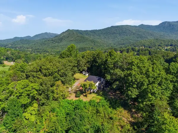289 Bethabara Way, Hayesville, NC 28904