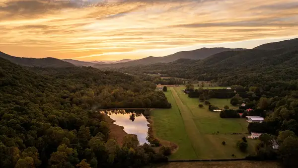 360 Serenity Lane, Hayesville, NC 28904
