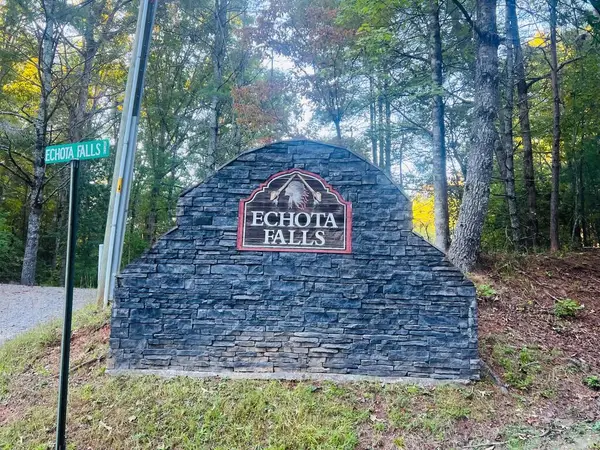 154 W Otahki Trail, Ellijay, GA 30540
