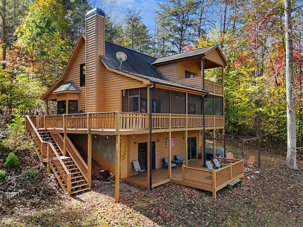 6702 Morgan Drive, Young Harris, GA 30582