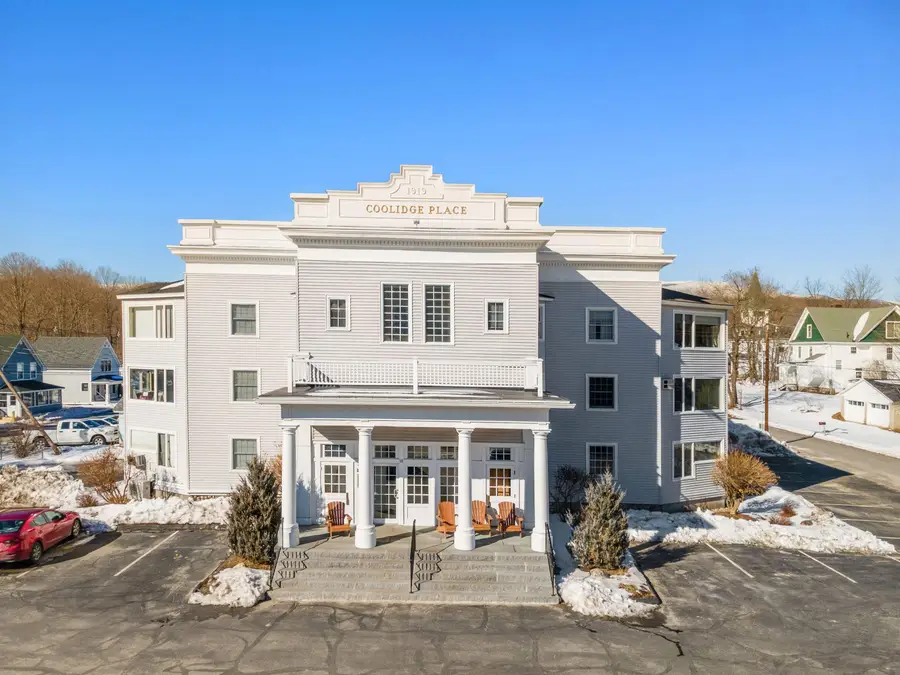 10 School Street #14, Lincoln, NH 03251 - #3