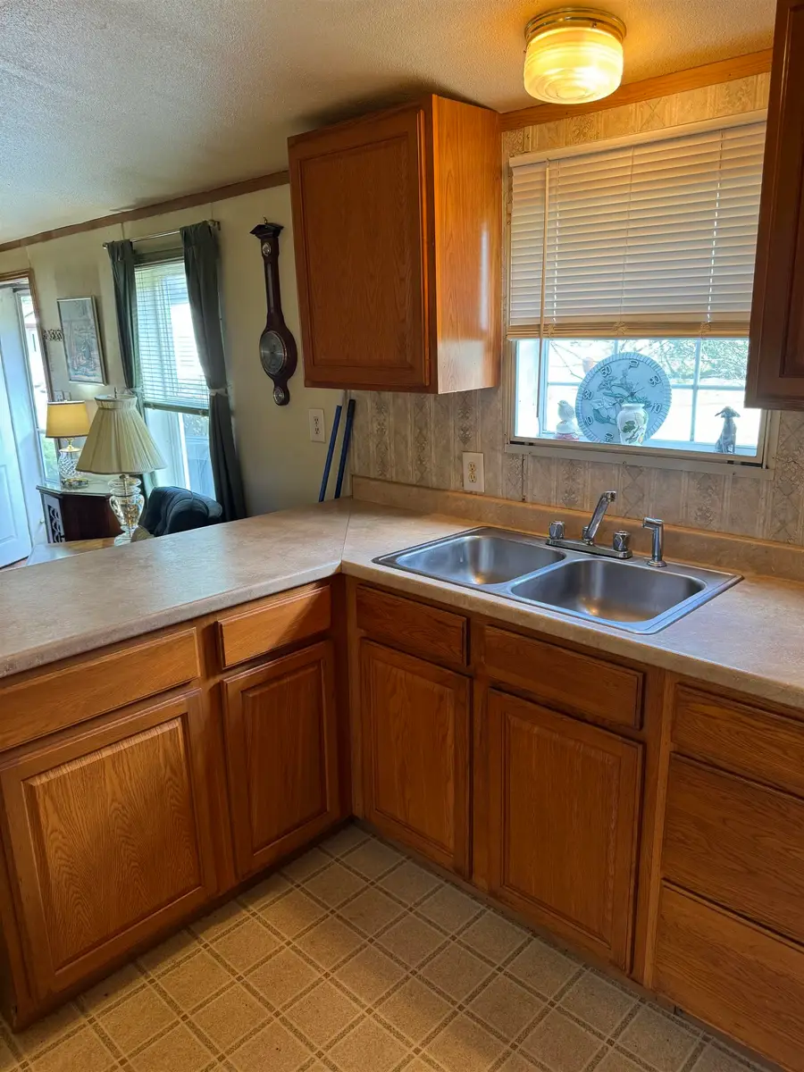 18 Springbrook Street, Hinsdale, NH 03451 - Image #2