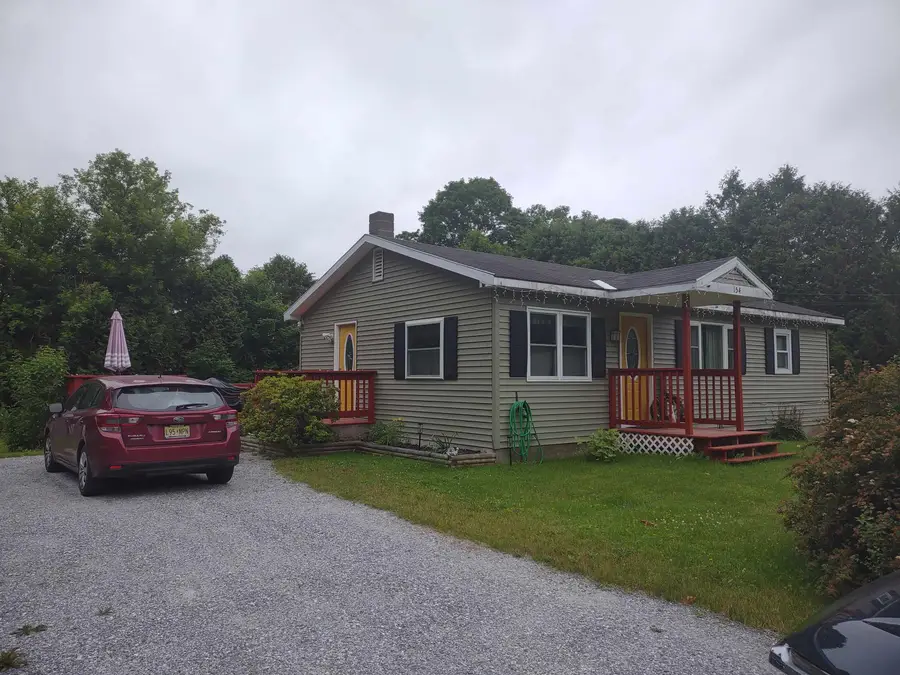 154 Circular Avenue, Wallingford, VT 05773 - Image #3