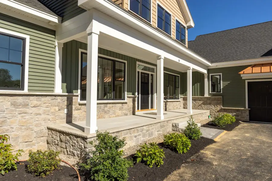 10 SHIPWRIGHT Way, Newington, NH 03801 - Image #2