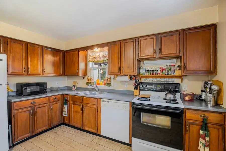 39 PRESCOTT Road, Raymond, NH 03077 - Image #3