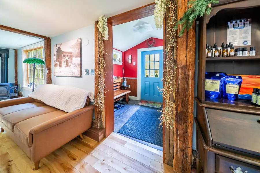 5677 Main Street, Waitsfield, VT 05673 - Image #3