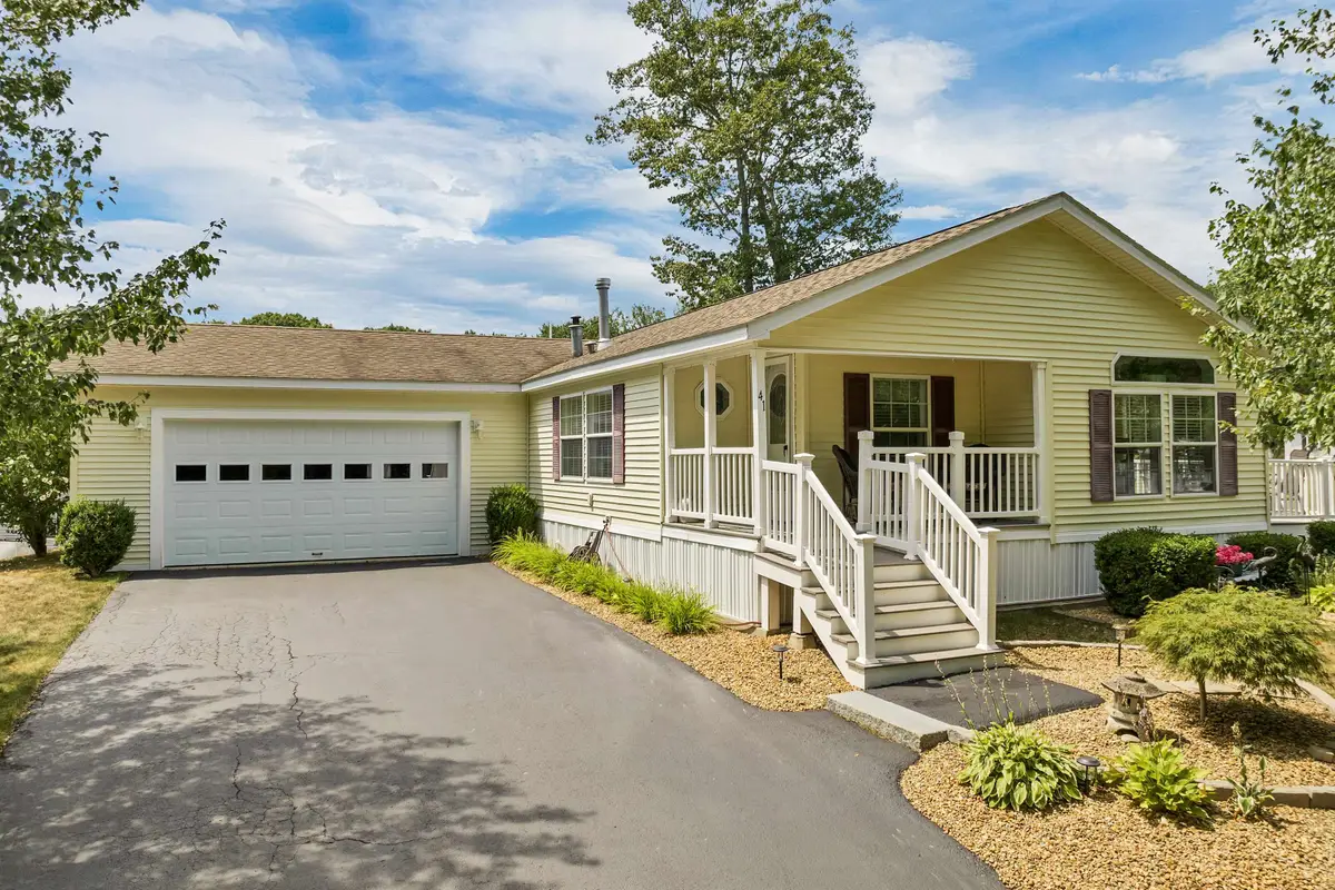 41 Holly Circle, North Hampton, NH 03862 - Image #1