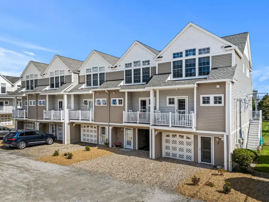 595 North End Boulevard #2, Salisbury, MA 01952 - Image #2
