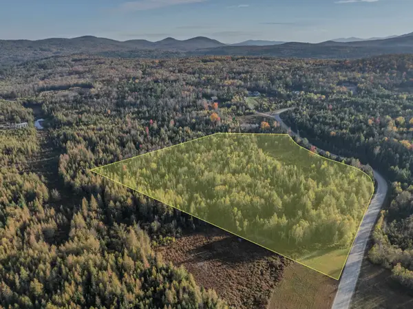 McKenzie Woods Road, Franconia, NH 03580