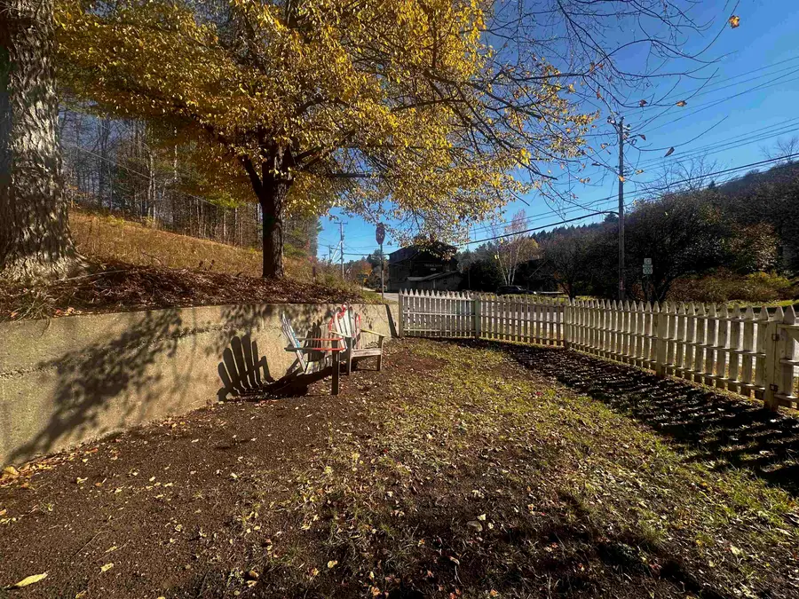 2197 North Main Street, Londonderry, VT 05148 - Image #2