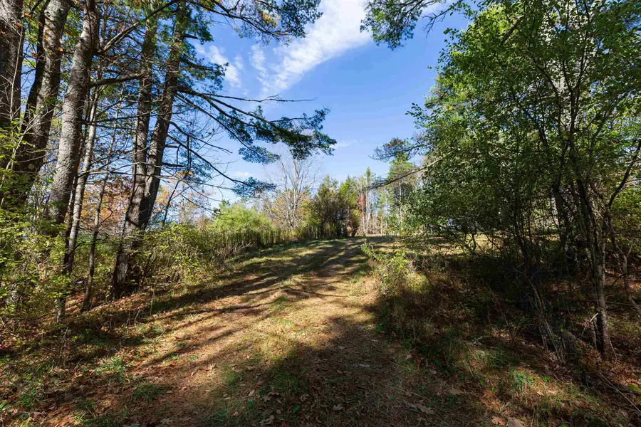 385 Hauger Road, Thetford, VT 05075 - Image #3